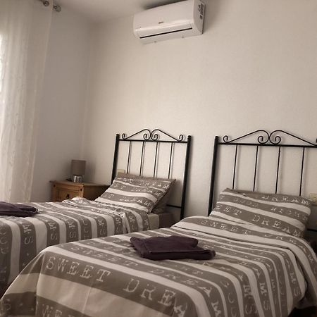 Puerto De Mazarron Large House With Roof Terrace & Sea Views-5 Guests Have 3 Bedrooms & 1 To 4 Guests Have 2 Bedrooms ภายนอก รูปภาพ