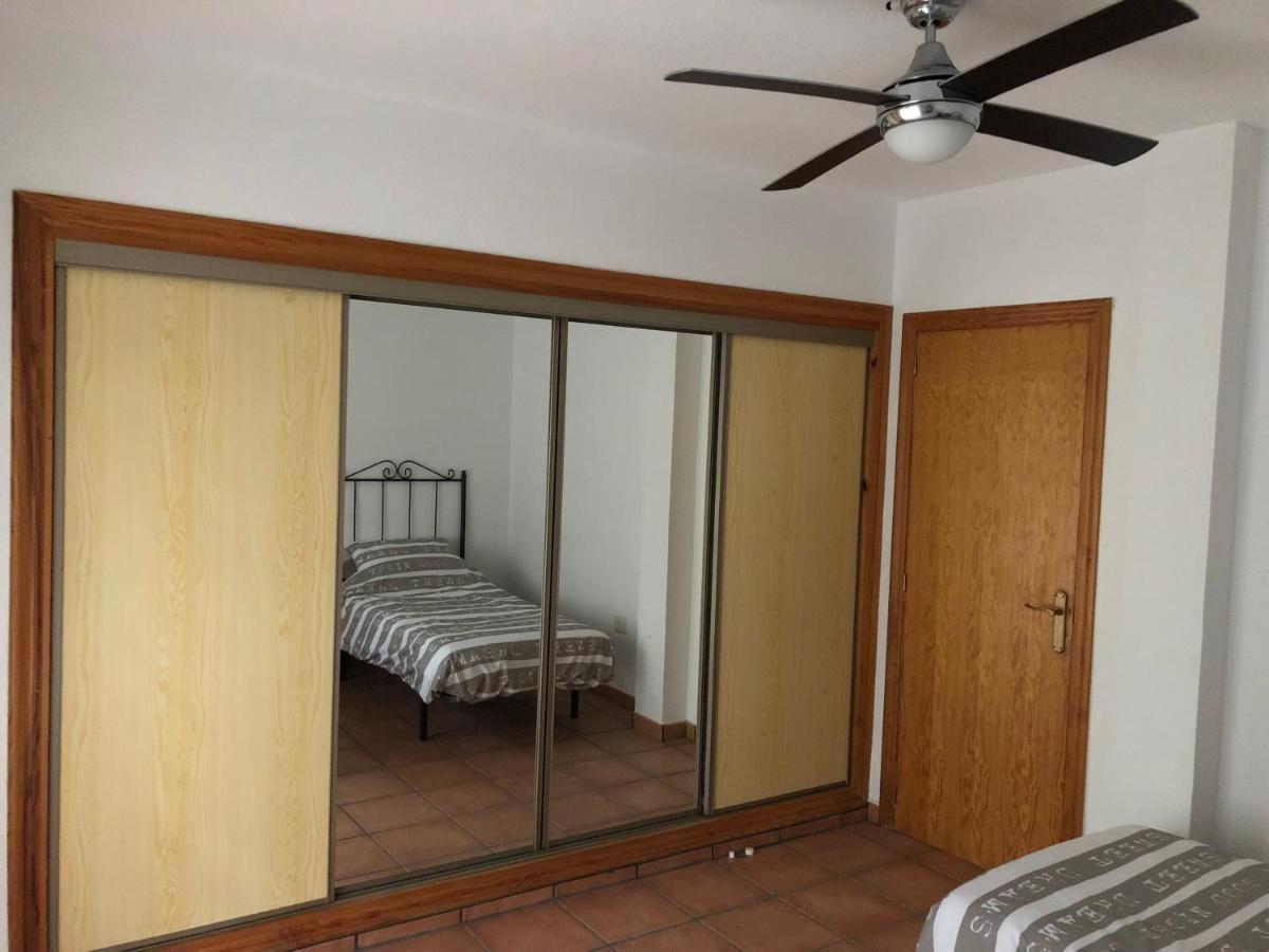 Puerto De Mazarron Large House With Roof Terrace & Sea Views-5 Guests Have 3 Bedrooms & 1 To 4 Guests Have 2 Bedrooms ภายนอก รูปภาพ